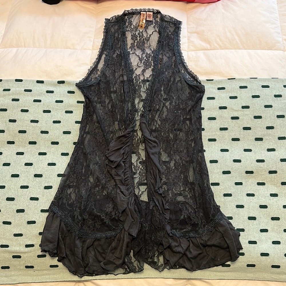 Y2K/Cottagecore navy lace vest